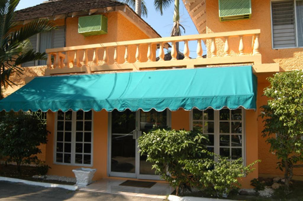 Our Past Time Hotel 内格里尔 外观 照片